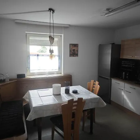 Franken Zimmer Homestay szállás